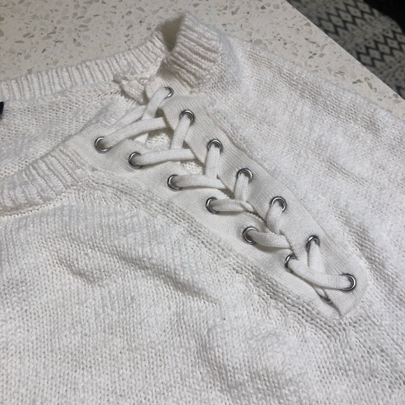 EXPRESS | white sweater - Picture 3 of 4